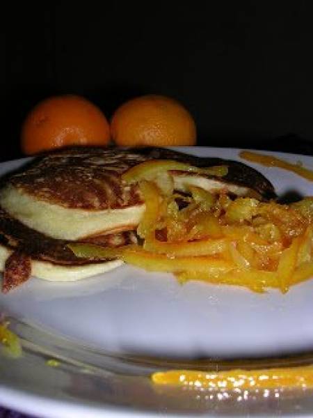 Pancakes z karmelizowaną pomarańczą