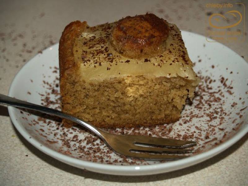Ciasto z mąki pełnoziarnistej z ananasem