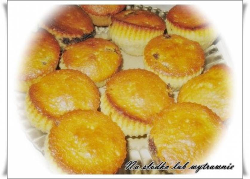 Muffiny z nadzieniem makowym