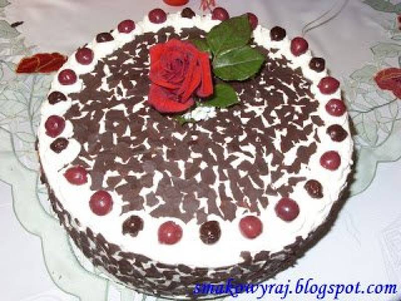 Tort Szwarcwaldzki, czyli wiśniowy tort z Czarnego Lasu- Black Forest Cake :)