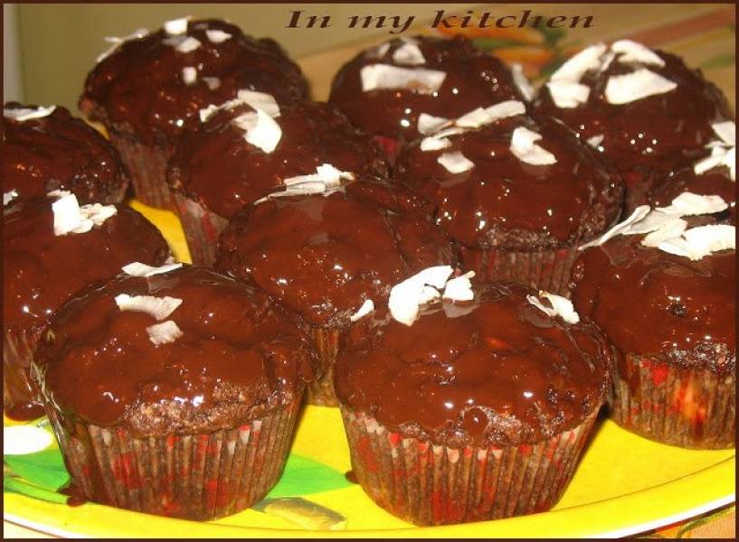 Mocno czekoladowe muffinki z białą czekoladą