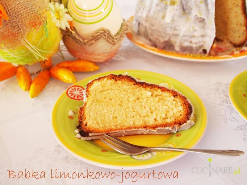 Babka limonkowo-jogurtowa