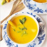 Szparagowa zupa-krem z pomarańczowym pieprzem