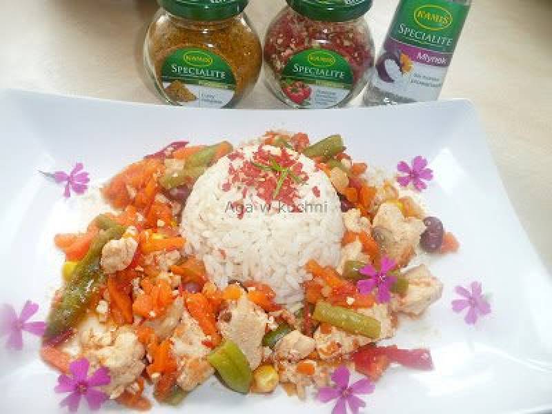Mix warzyw podany z ryżem