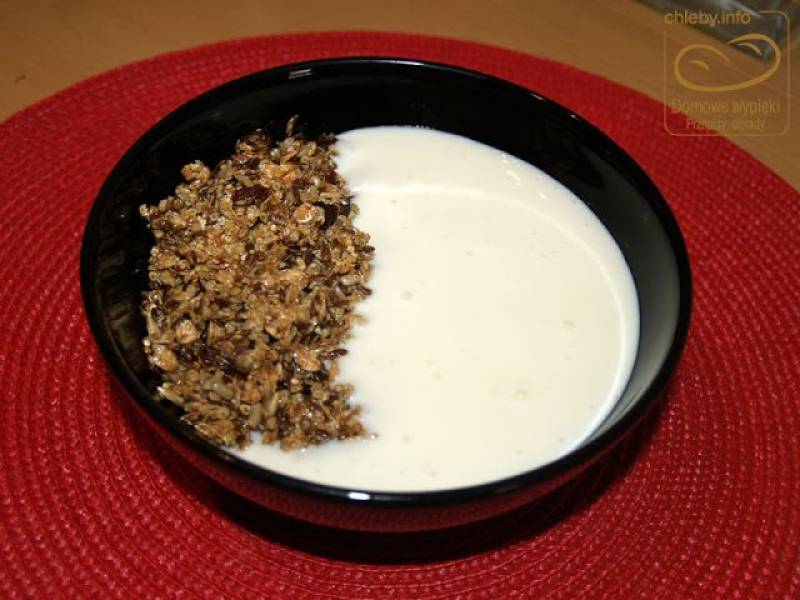 Granola owsiano-orkiszowa