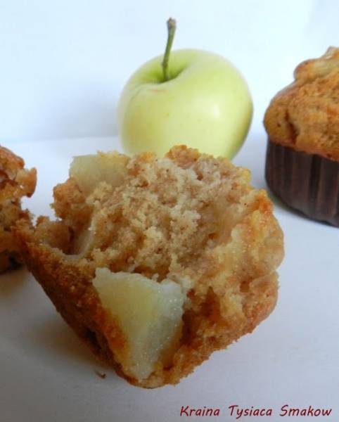 Muffinki z jabłkami i cynamonem