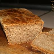 Chleb orkiszowo-żytni na zakwasie