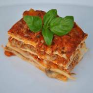 Lasagna mięsna z pieczarkami