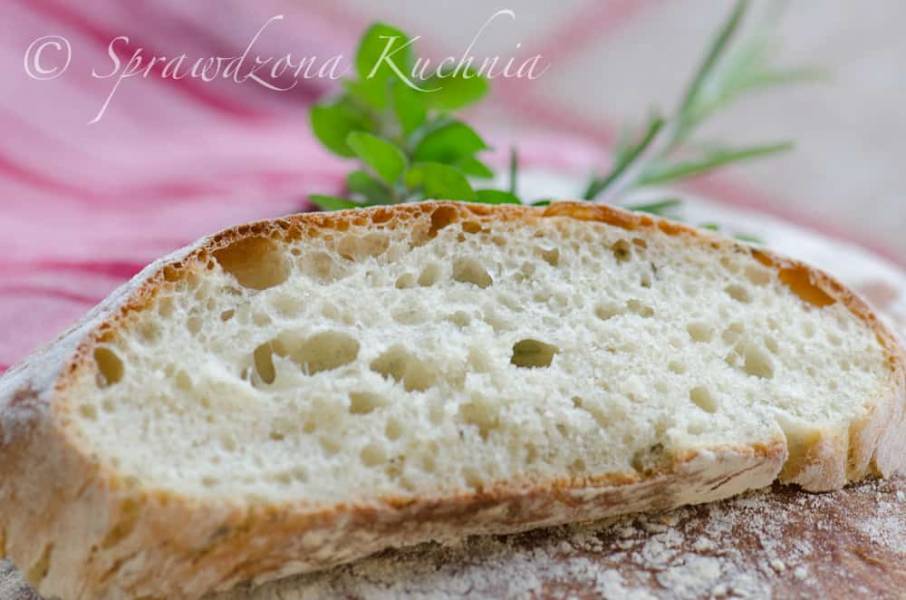 Chleb ziołowo-czosnkowy