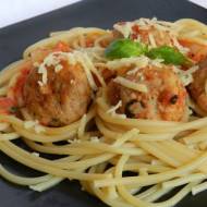Spaghetti z soczystymi pulpecikami, czyli gotuję z Okrasą i Lidlem ;)