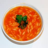 ŞEHRİYELİ DOMATES ÇORBASI, czyli zupa pomidorowa z makaronem ryżowym