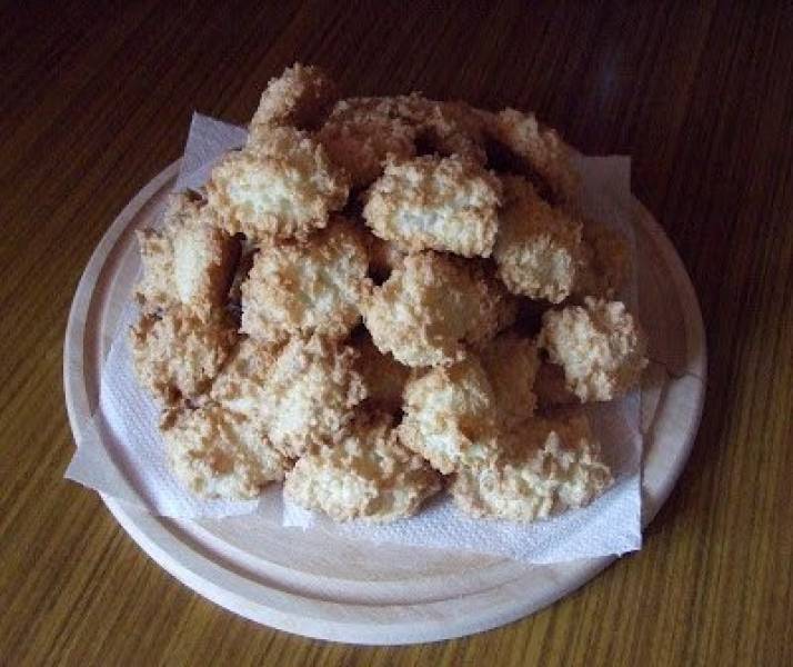 Kokosanki (makaroniki kokosowe)