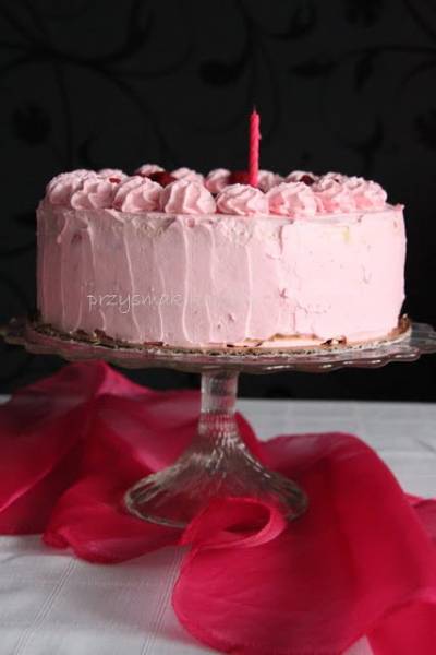 Tort na różowe przyjęcie