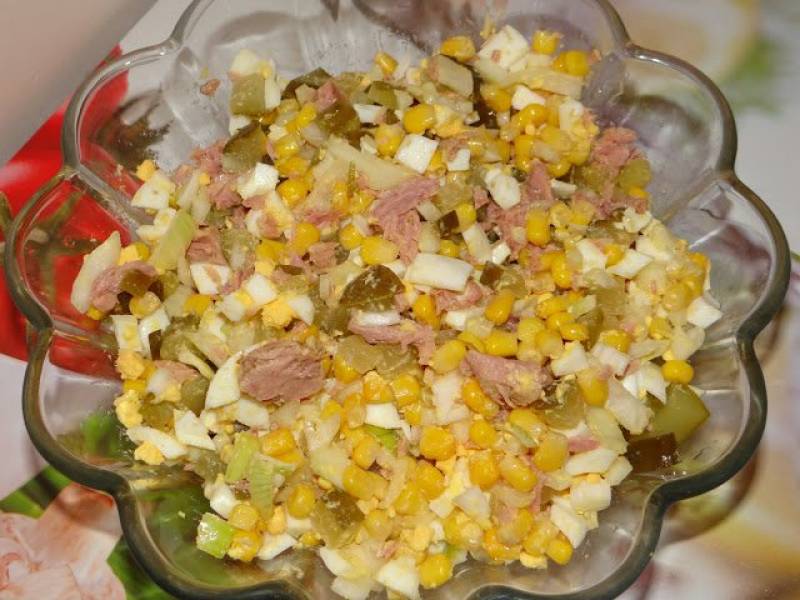 Sałatka z tuńczykiem