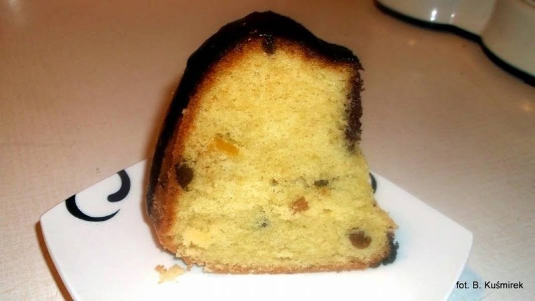 Babka wielkanocna ucierana z cytrynową nutą