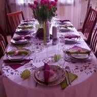 Wielkanocna dekoracja stołu