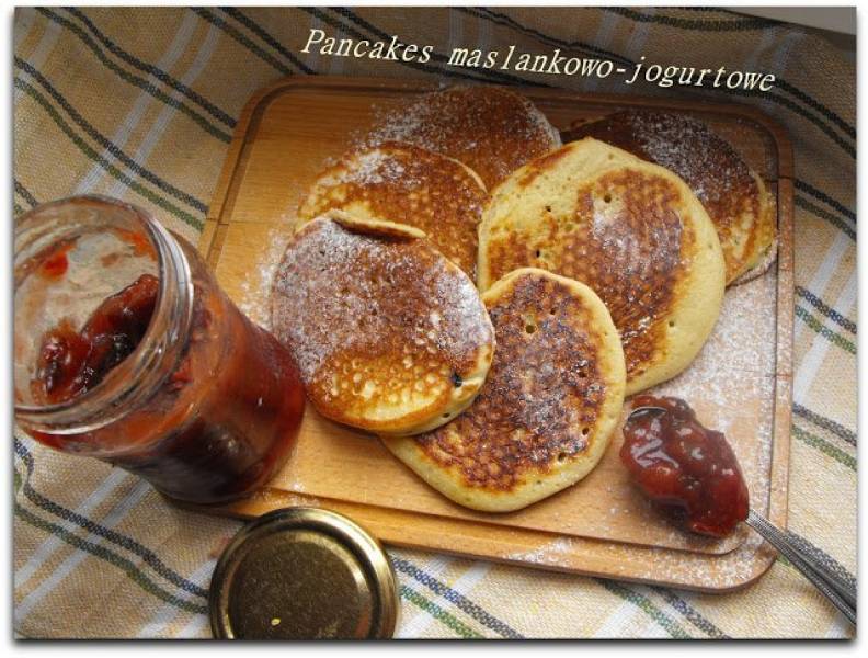 Pancakes maślankowo-jogurtowe