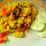 Ryż, curry, kurczak i warzywa
