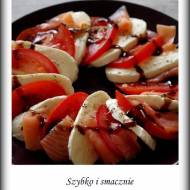 Łosoś wędzony z mozzarellą i pomidorem