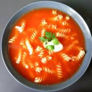 Pyszna zupa pomidorowa