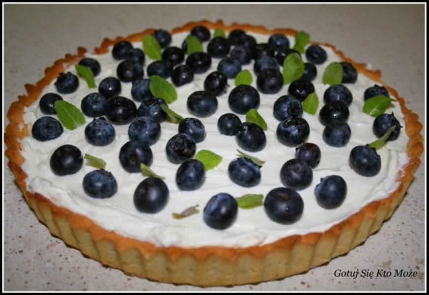 Tarta z mascarpone i owocami