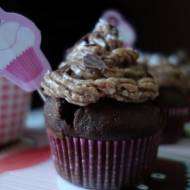 Światowy Dzień Pieczenia - Kokosowo-czekoladowe babeczki typu „cupcake”