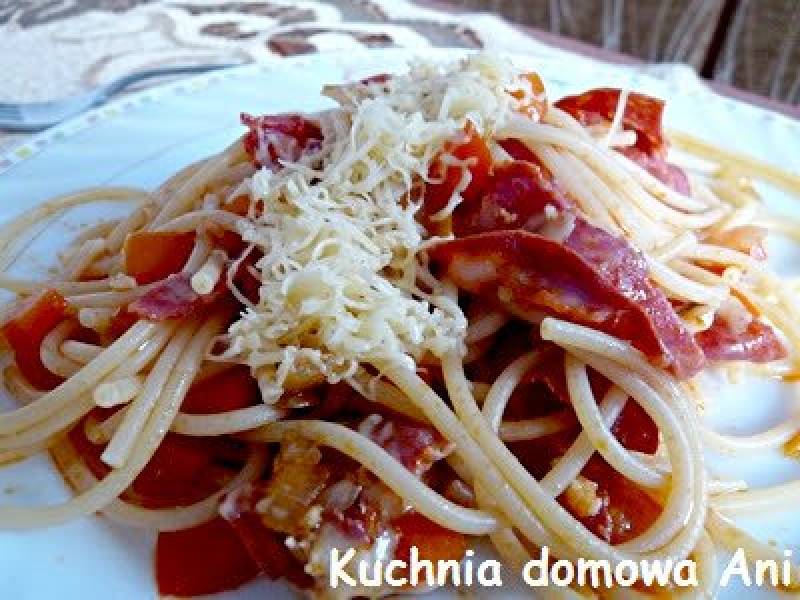 Spaghetti z chorizo
