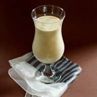 Bananowy shake z masłem orzechowym