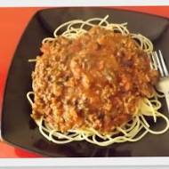 Makaron w sosie pomidorowym ala spaghetti
