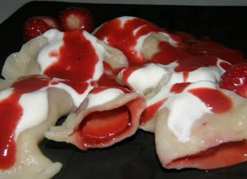 Pierogi z truskawkami