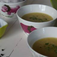Zupa z zielonych ogórków