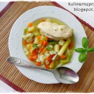 Zupa warzywna z brokułem i kalafiorem