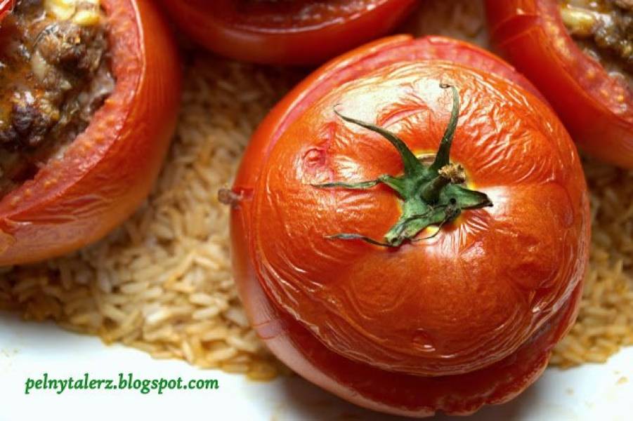 Pomidory faszerowane mięsem