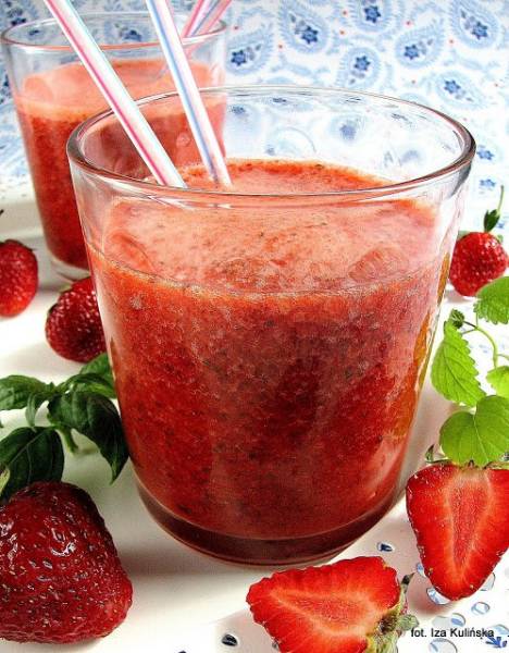 Smoothie - truskawka i zioła