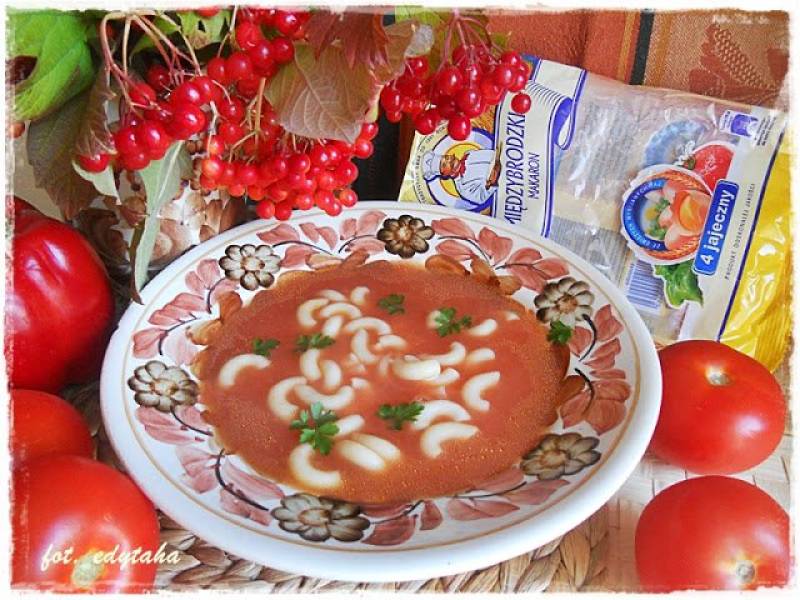 Zupa ze świeżych pomidorów z Makaronem Międzybrodzkim