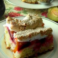 Ciasto ze śliwkami z bezą na serowym spodzie i... 1 urodziny bloga:):)