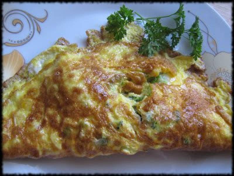 Lekki omlet z warzywami bez mąki