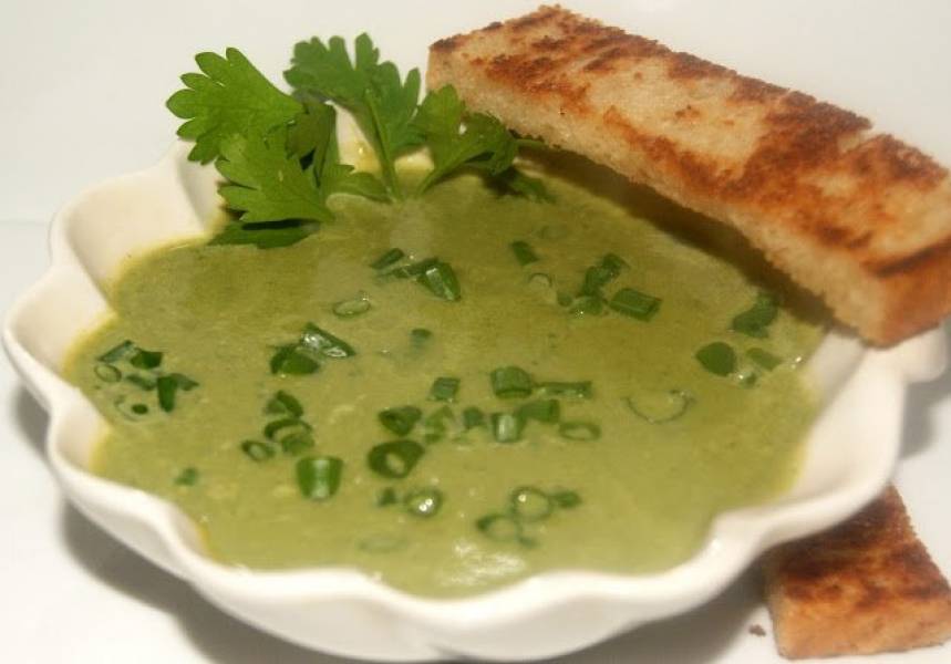 Kremowa zupa z zielonej sałaty