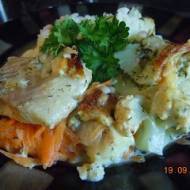 Ryba w sosie smietanowo -serowo- koperkowym z warzywami