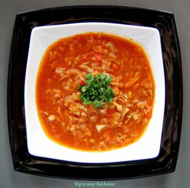 Zupa rybna z pomidorami