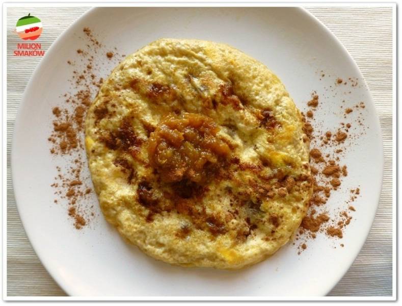 Omlet z dżemem figowym