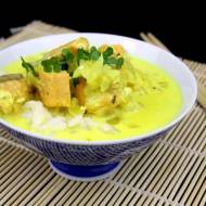 Curry kokosowe z łososiem