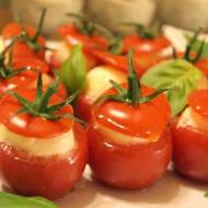 Przekąski - faszerowane pomidorki