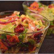 Sałatka z salami, suszonym pomidorem i marynowaną pieczarką z serii: kuchnia Lidla:)