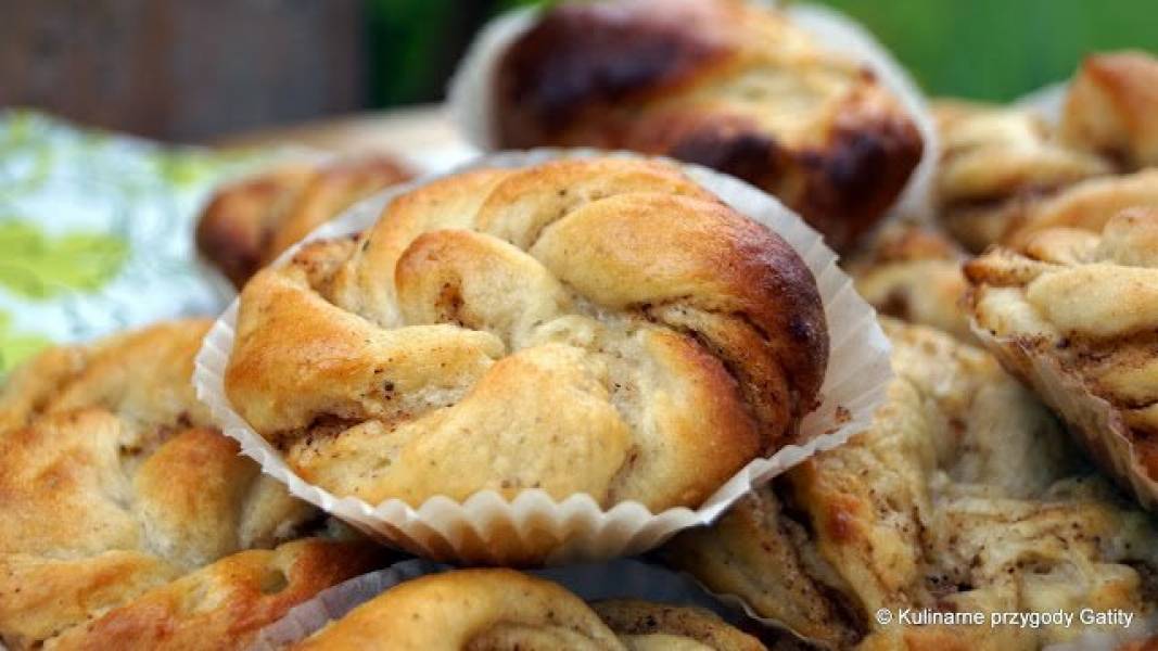 Szwedzkie bułeczki cynamonowe Kanelbullar