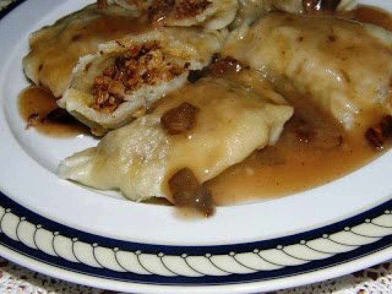 Pierogi z kaszą gryczaną i grzybami