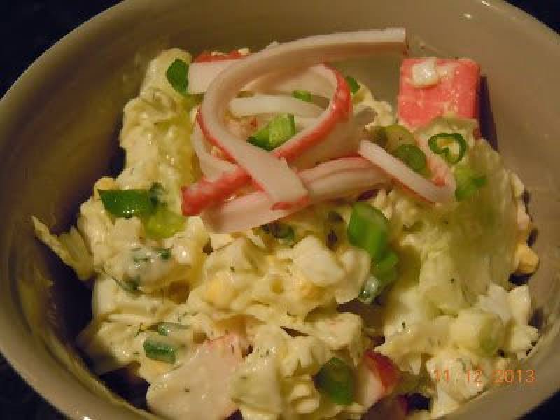 Salatka krabowa z sosem koperkowym- crab stick salad with dill souce