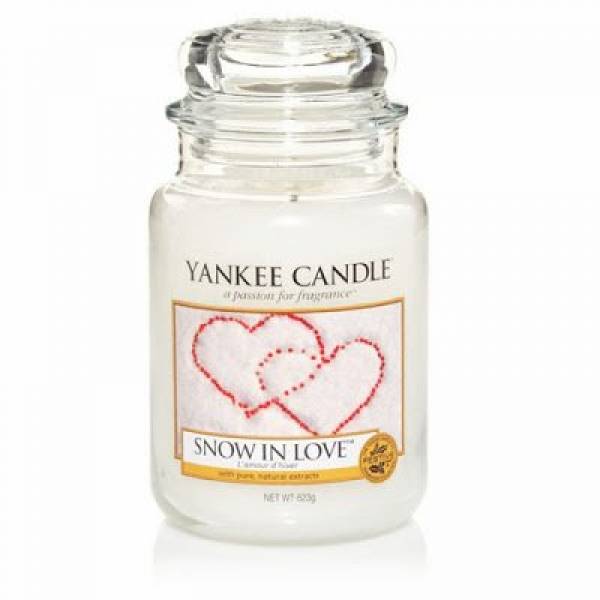 *** Zapachy w moim domu , w mojej kuchni *** Piątki z Yankee Candle SNOW IN LOVE