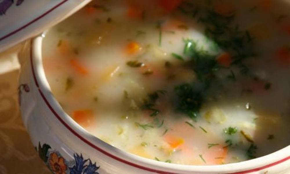 Ogórkowa zupa krem z kaszą jaglaną
