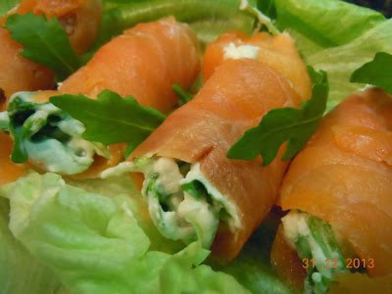 Losos z serem- salmon with cottage and rocket